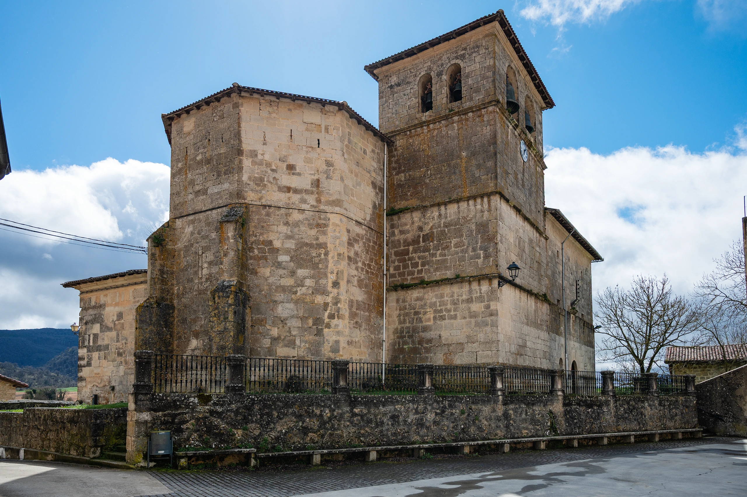 Iglesia de San Cristobal de Larraona