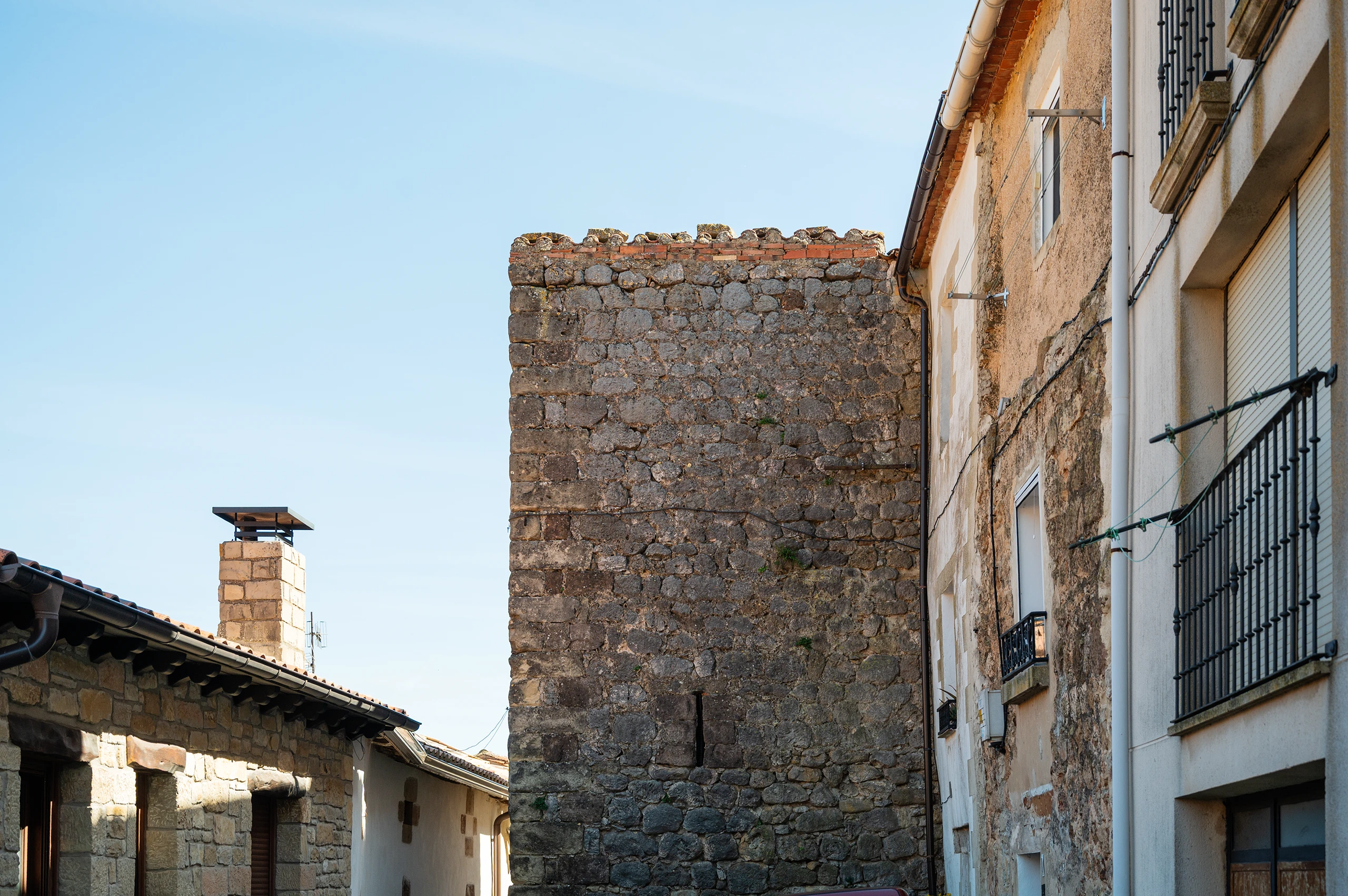 Un recinto defensivo medieval excepcionalmente legible